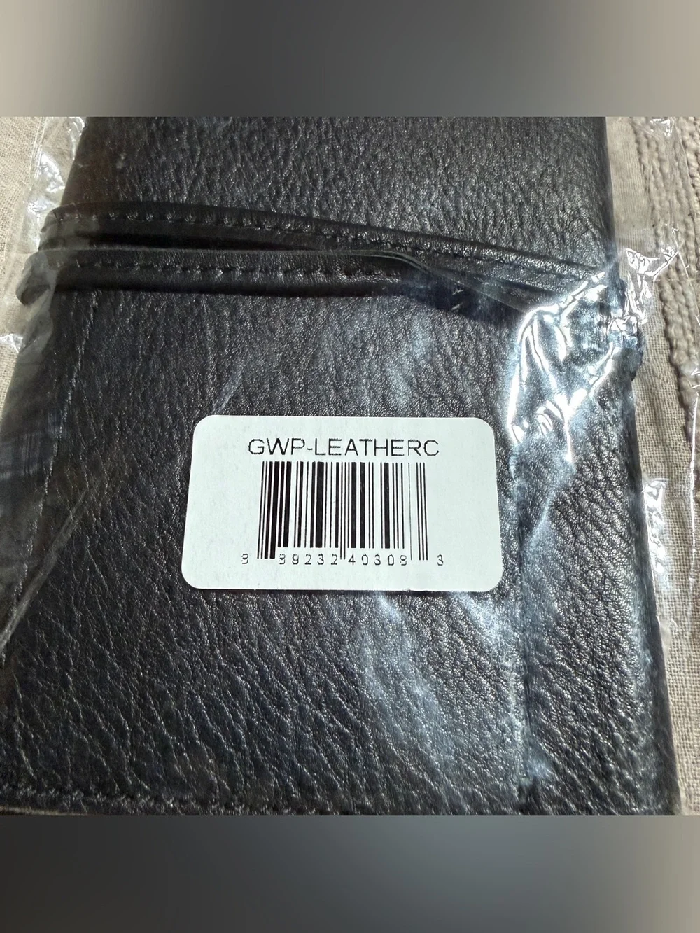 New G-SHOCK Men's Black Leather Folding Wallet/Pouch